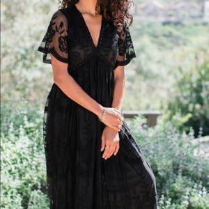 Black lace Maxi